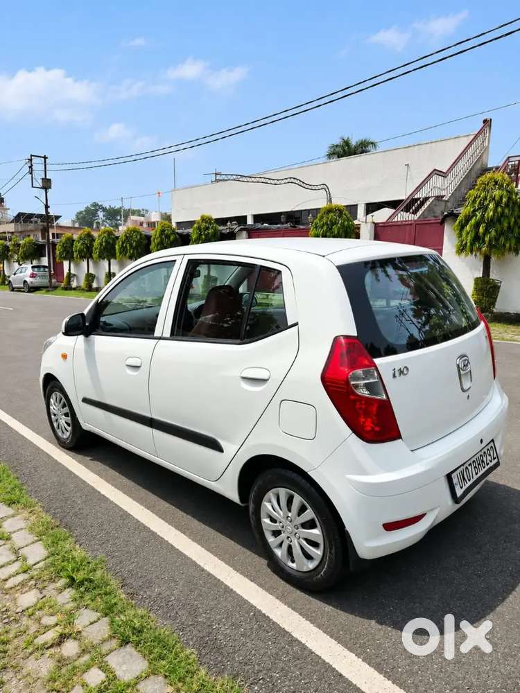 Hyundai I10 Sportz Petrol 2015