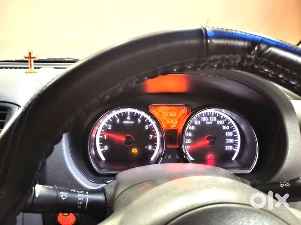 Nissan Sunny 1.5 Petrol Xv 2014