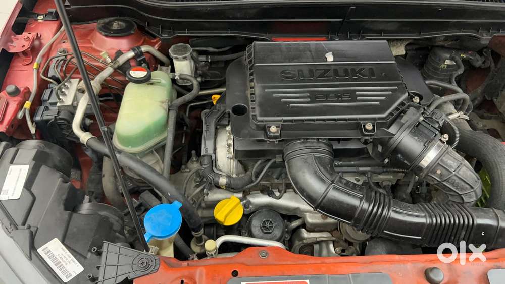 Maruti Suzuki Vitara Brezza Zdi+ Dual Tone Mt, 2016, Diesel