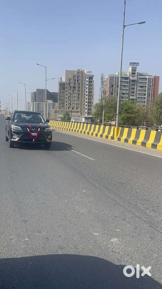 Mahindra Xuv400 El Pro 2024  Black  60000 Km Top Model Urgent Sale