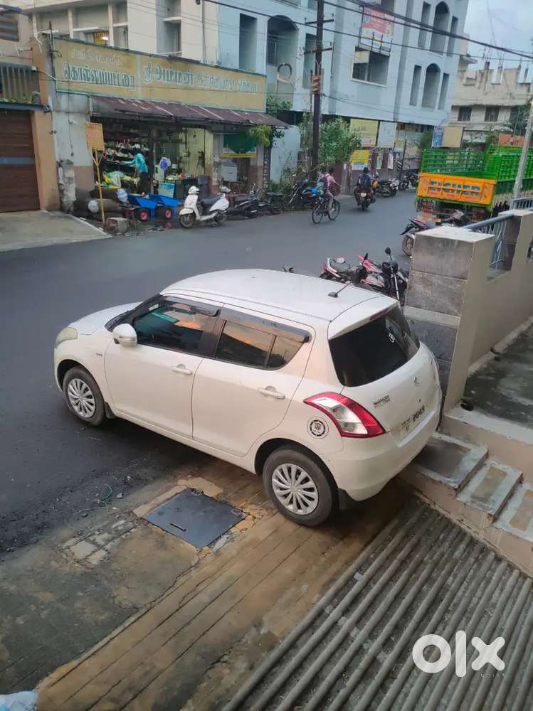 Maruti Suzuki Swift 2nd 201120