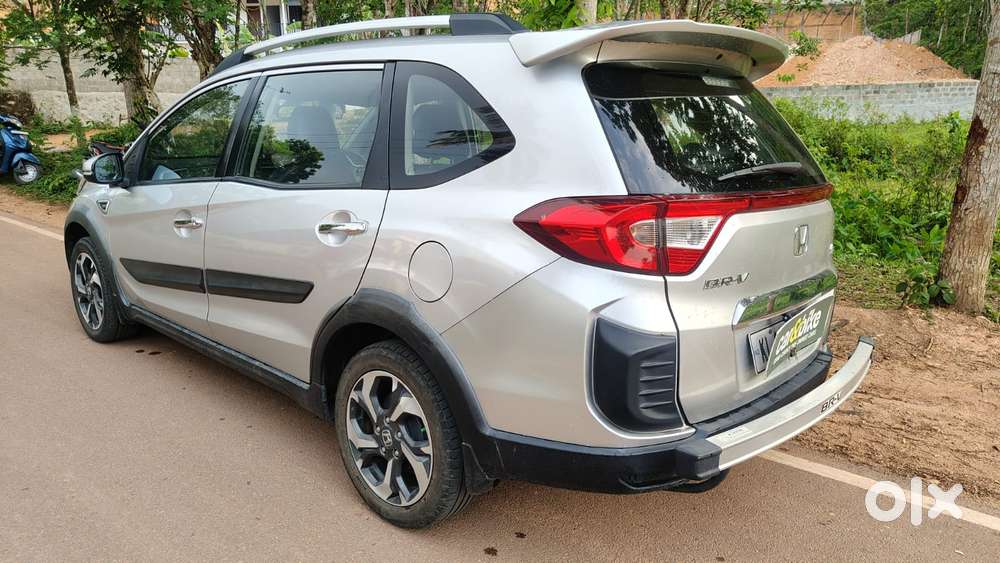 Honda Br-v I-vtec V Mt, 2016, Petrol