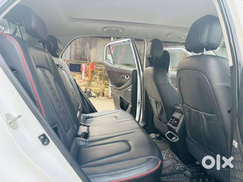 Hyundai Creta 1.4 Sx (o) Turbo Petrol Dct Dual Tone, 2020, Petrol