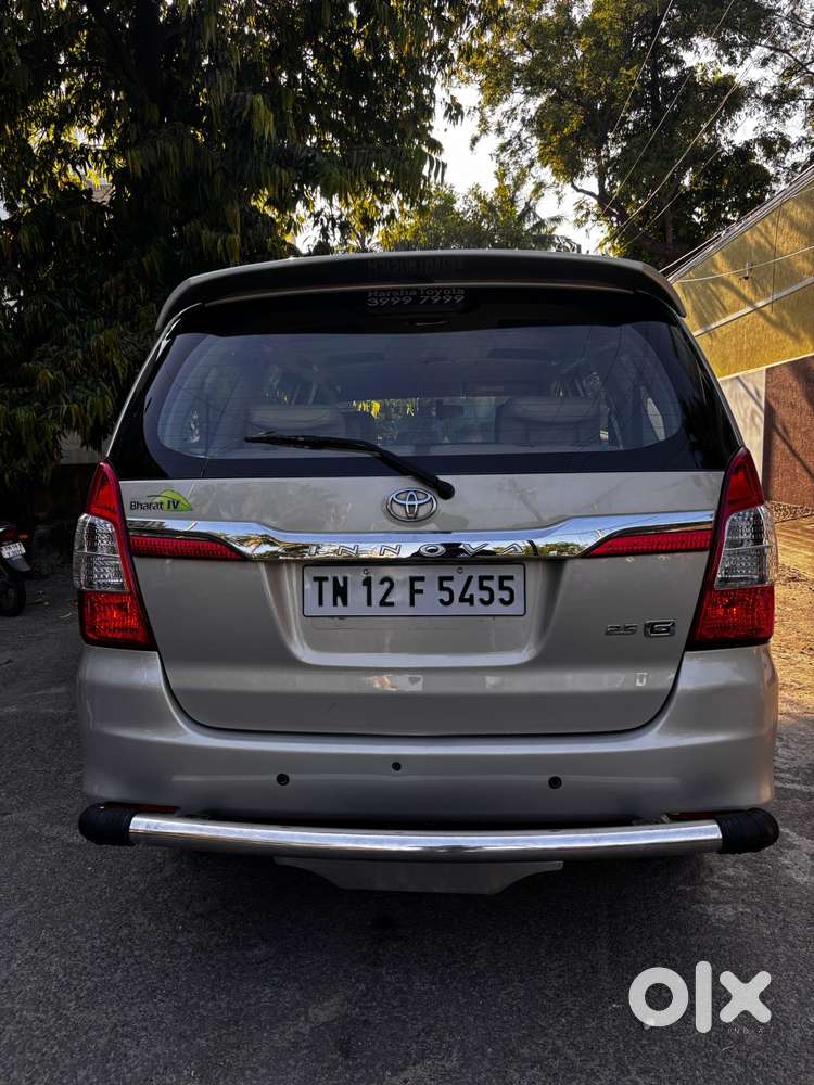 Toyota Innova 2.5 Gx (diesel) 8 Seater Bs Iv, 2015, Diesel