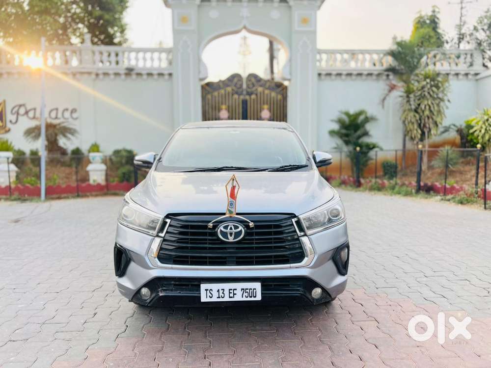 Toyota Innova Crysta 2.8z Automatic, 2017, Diesel