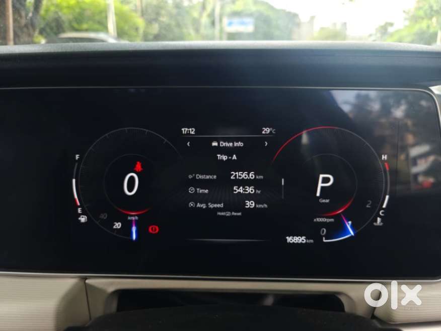 Mahindra Xuv700 2.2 Ax 5 Diesel At 7 Str, 2025, Diesel
