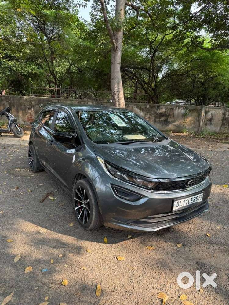 Tata Altroz 1.2 Xe, 2024, Cng & Hybrids
