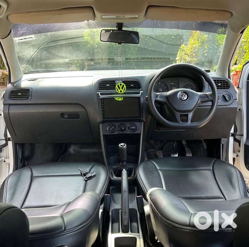 Volkswagen Polo Petrol 2015