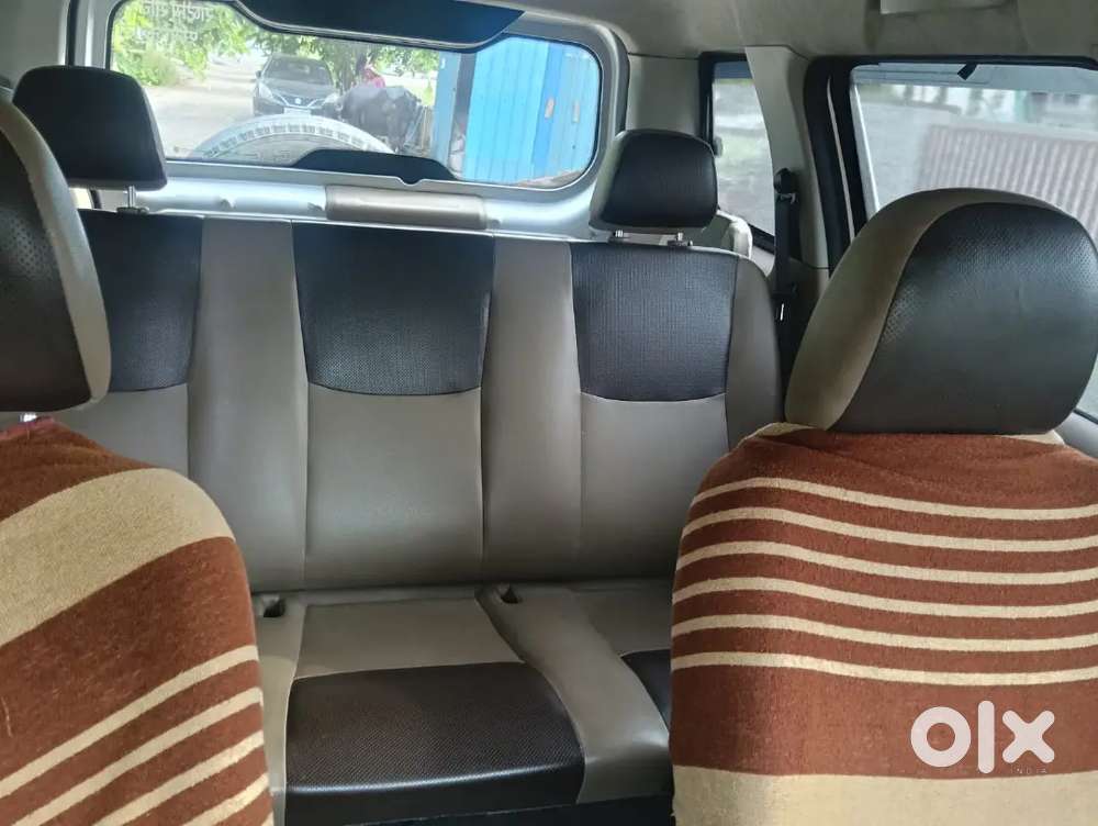 Mahindra Tuv 300 2017 Diesel 198000 Km Driven
