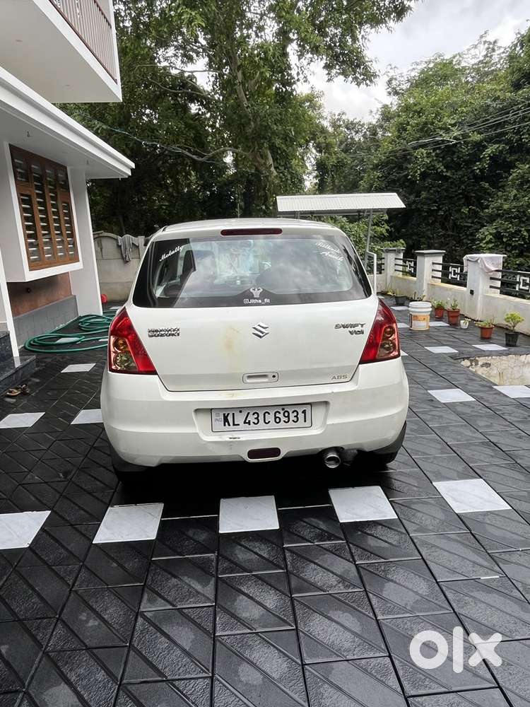 Maruti Suzuki Swift 2011 Diesel Well By Maintained