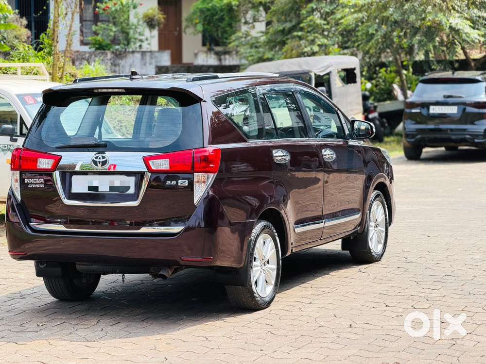 Toyota Innova Crysta 2.8z Automatic, 2017, Diesel