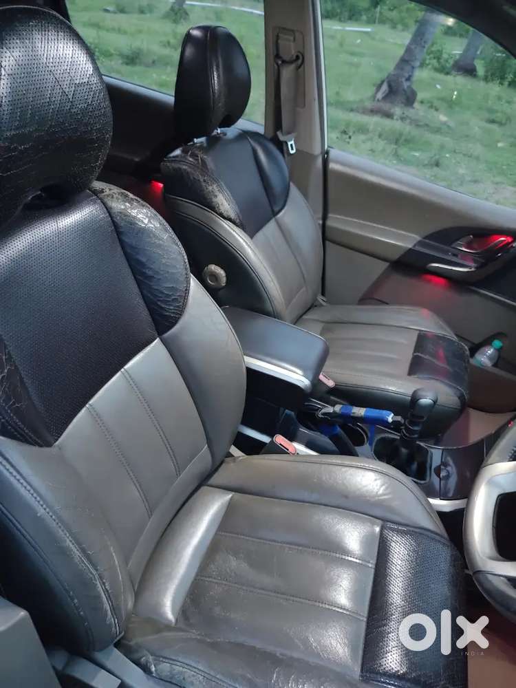 Mahindra Xuv 500 W8