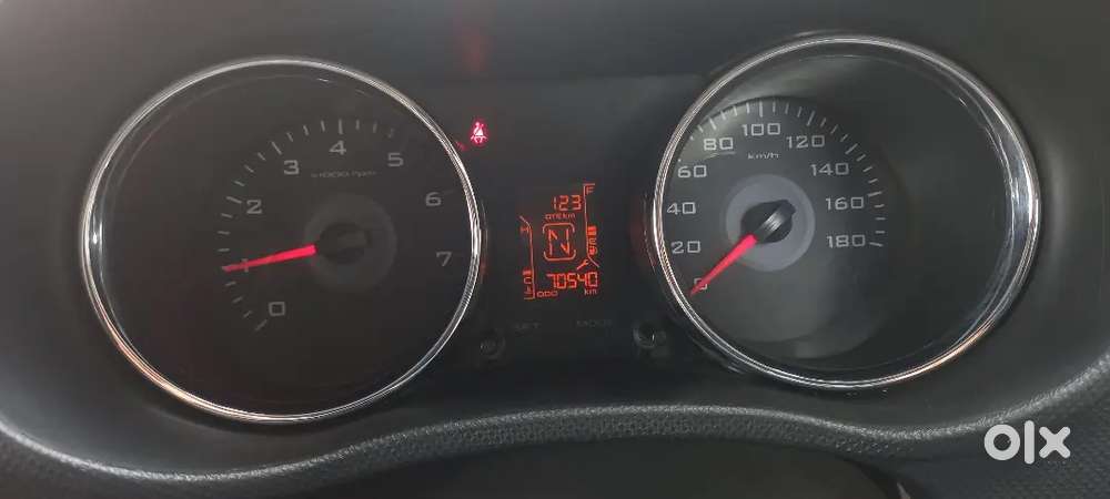 Mahindra Tuv 300 2015