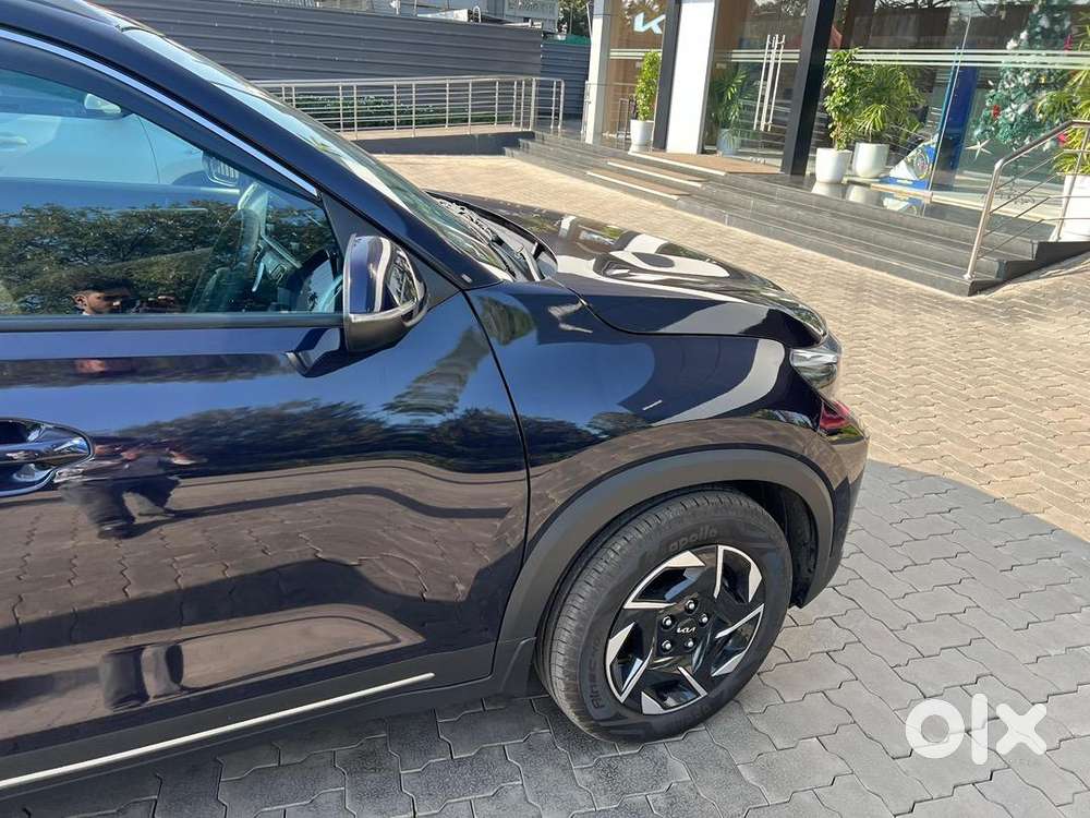 Kia Sonet 2025 Petrol 4600 Km Driven