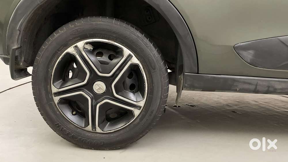 Tata Nexon 1.5 Revotorq Xm (s), 2021, Diesel