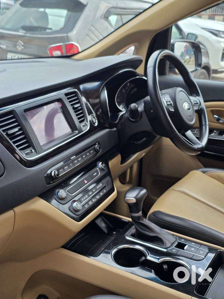 Kia Carnival Limousine, 2021, Diesel