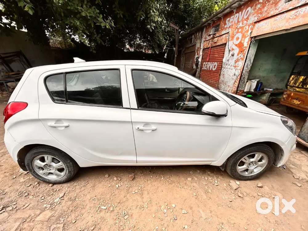 Hyundai I20 Sportz Petrol 2010