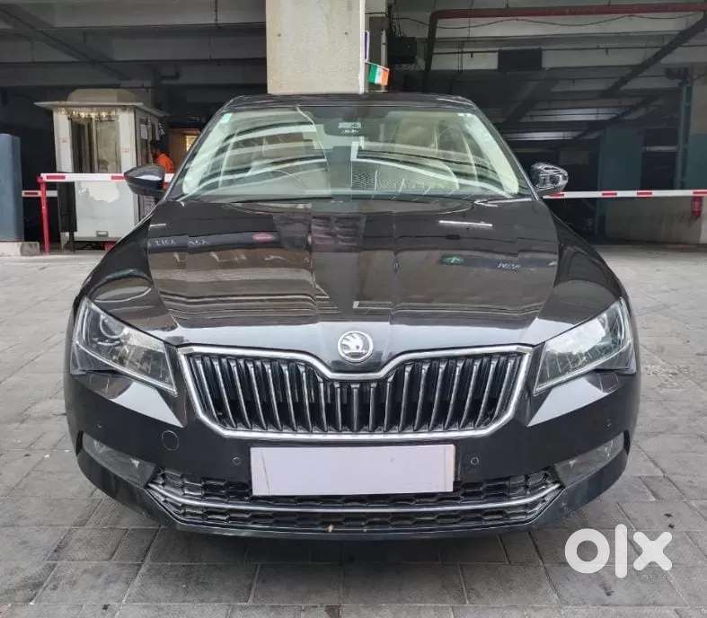 Skoda Superb [ ] 1.8 Style Tsi At, 2017, Petrol