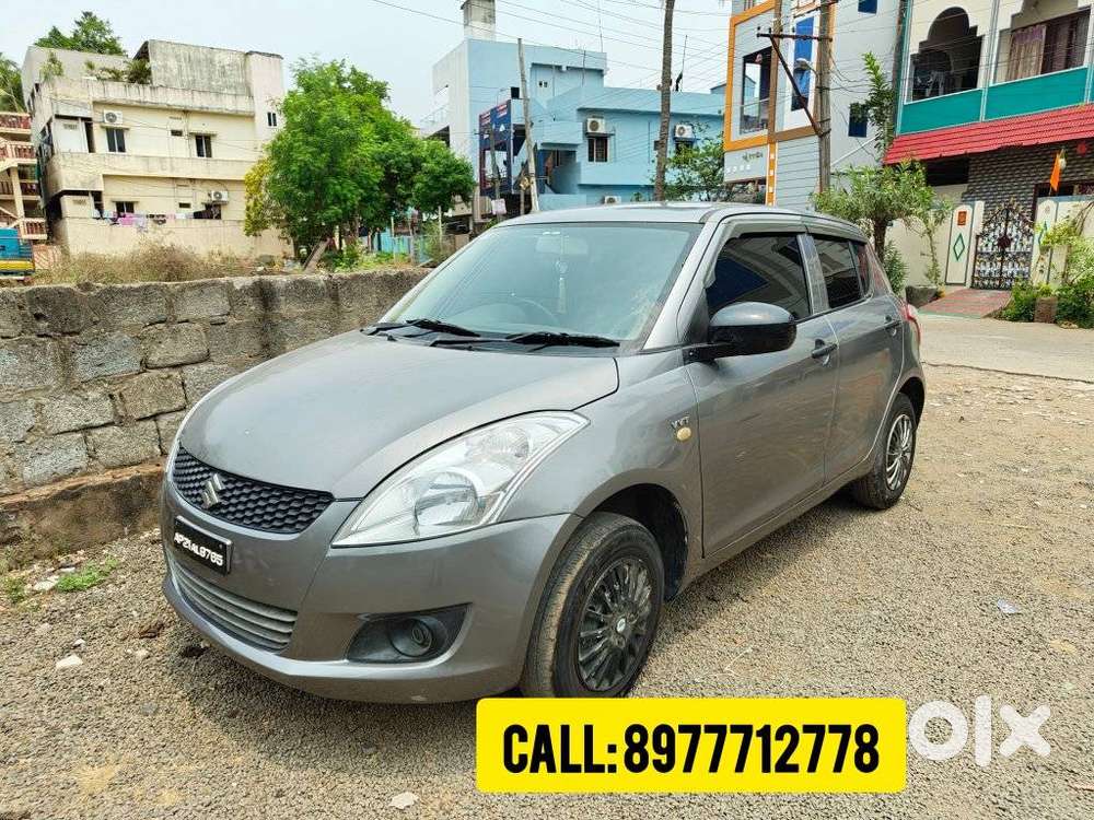 Maruti Suzuki Swift Lxi Optional-o, 2012, Petrol