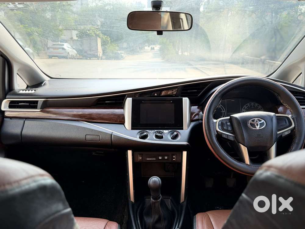 Toyota Innova Crysta 2.4 G Mt 8s, 2019, Diesel