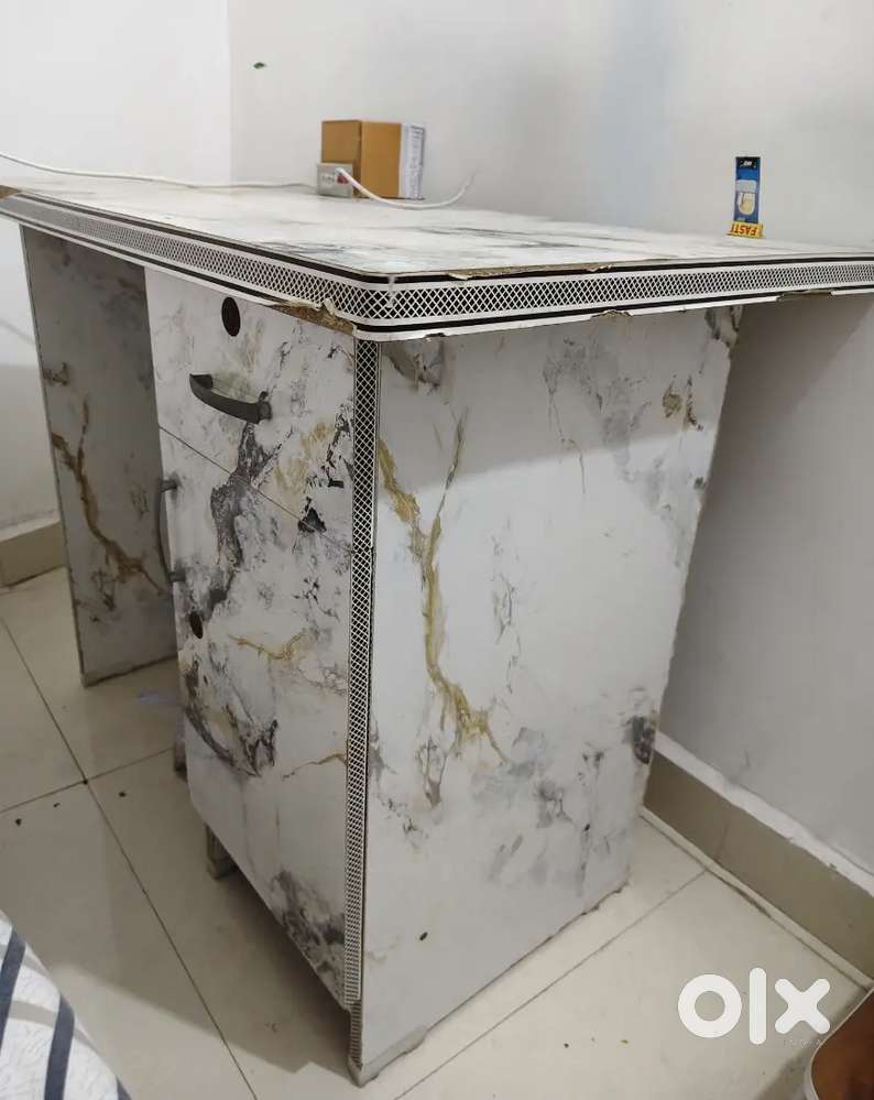 Cooler And Table