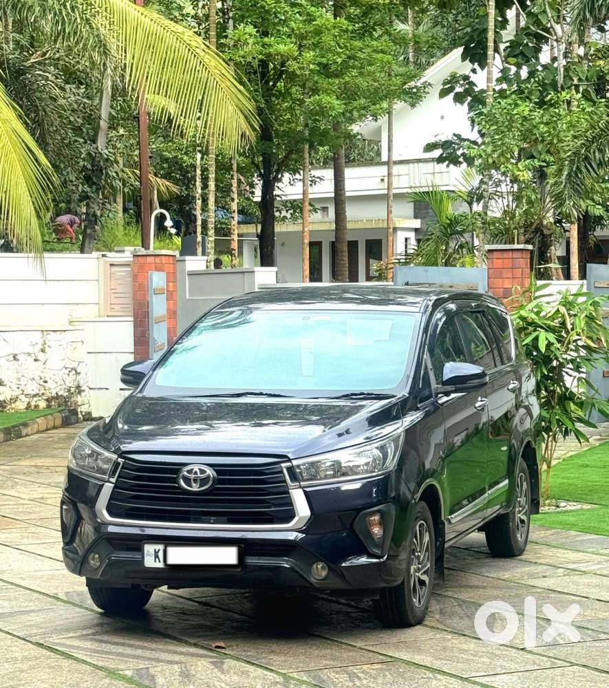 Toyota Innova Crysta [ ] 2.4 Gx At 8 Str, 2021, Diesel