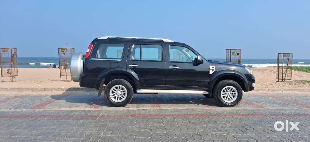 Ford Endeavour Sport Edition, 2011, Diesel