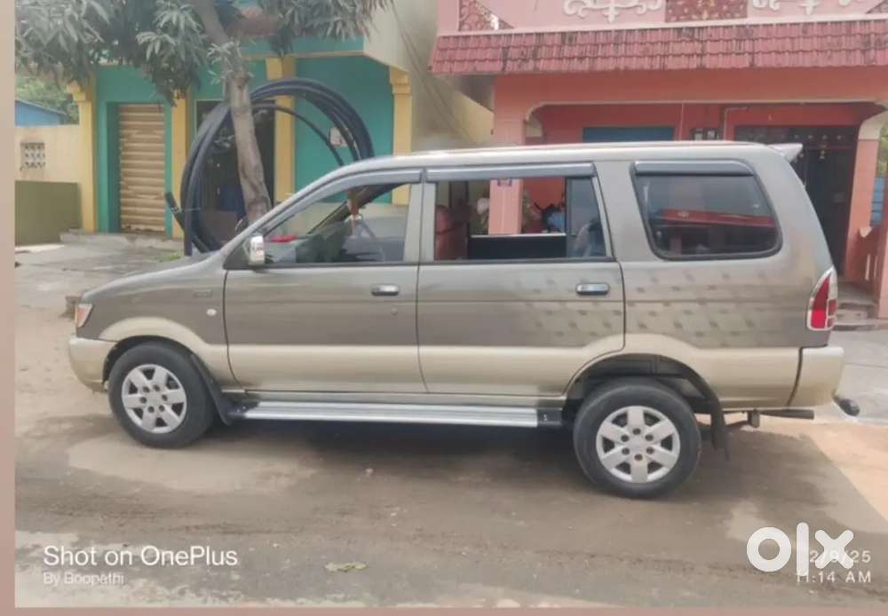 Chevrolet Tavera 2016 Diesel Well Maintained