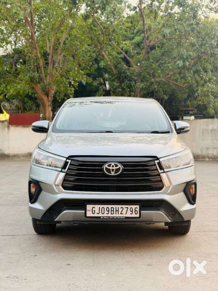 Toyota Innova Crysta 2.4 Gx Mt, 2016, Diesel