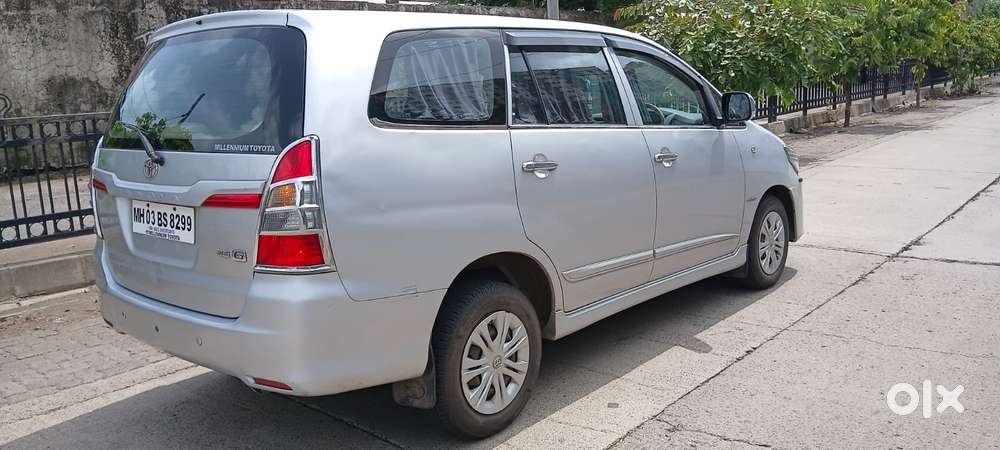 Toyota Innova 2.5 G (diesel) 8 Seater Bs Iv, 2015, Diesel