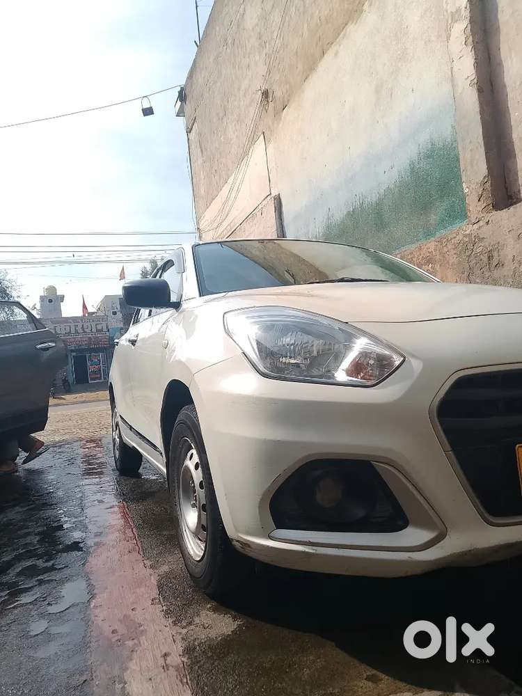 Maruti Suzuki Dzire 2023 Cng & Hybrids 127000 Km Driven