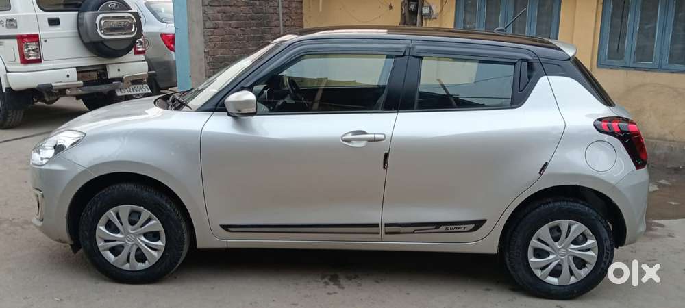 Maruti Suzuki New-gen Swift Vxi, 2023, Petrol