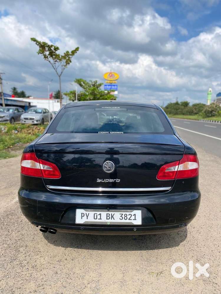Skoda Superb, 2011, Petrol