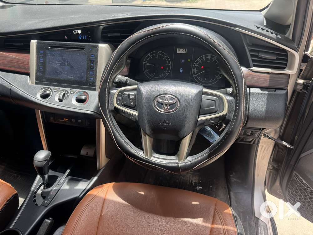 Toyota Innova Crysta 2.8 Gx At 8s, 2019, Diesel