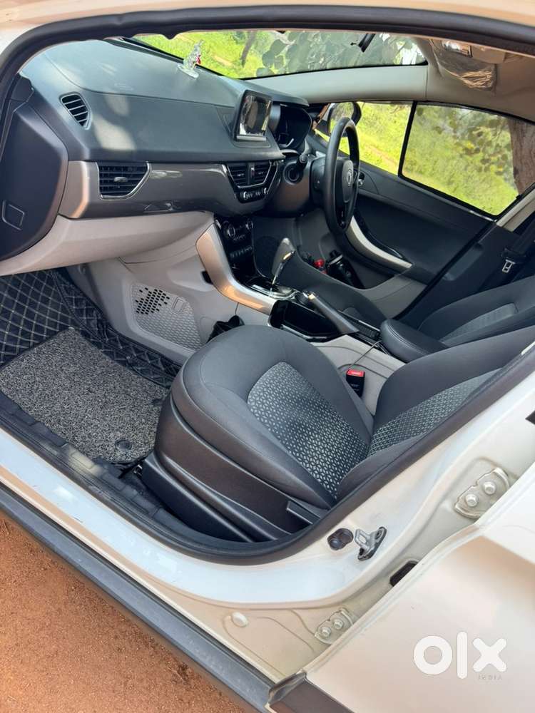 Tata Nexon Petrol 2019 Automatic , Single Hand Driven & Maintained