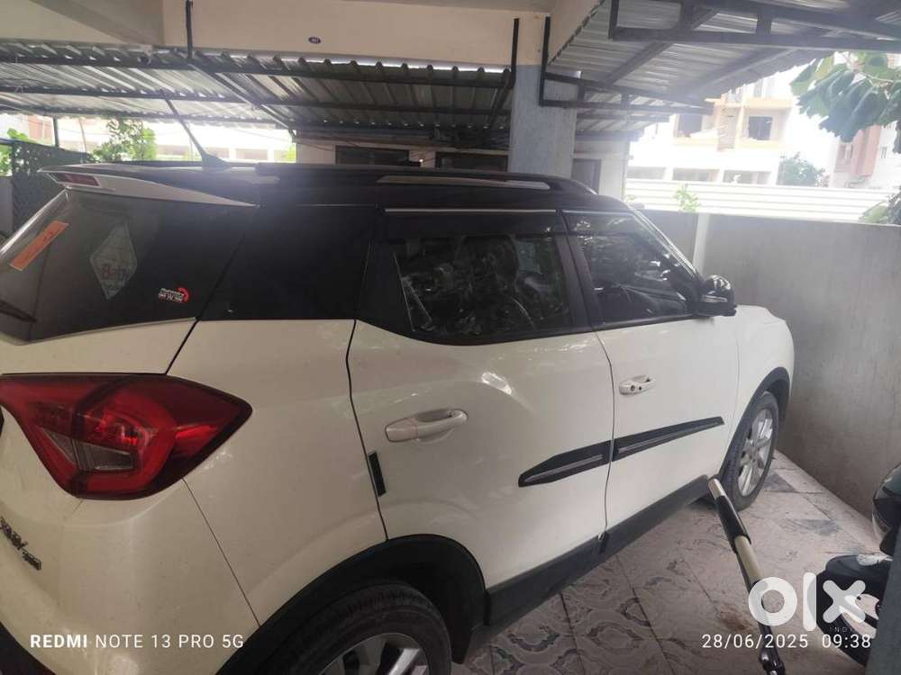 Xuv 300 5yrs Old Manual 1st Owner