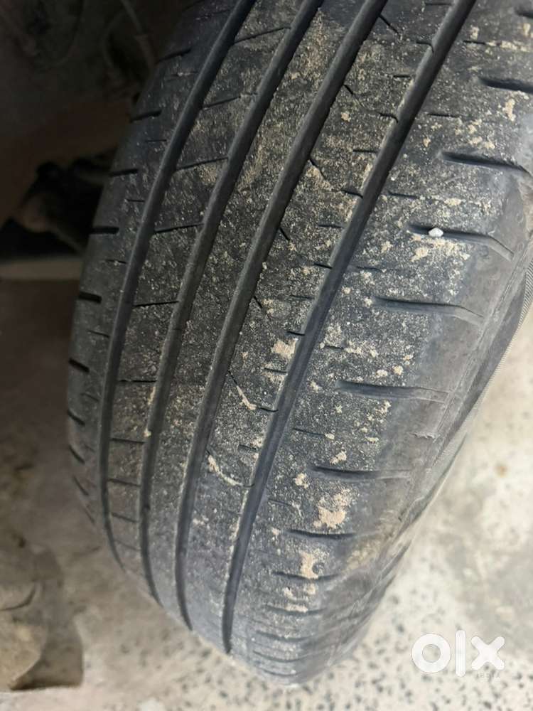 Hyundai Venue Petrol Manual 2024