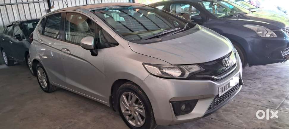 Honda Jazz V Automatic, 2015, Petrol