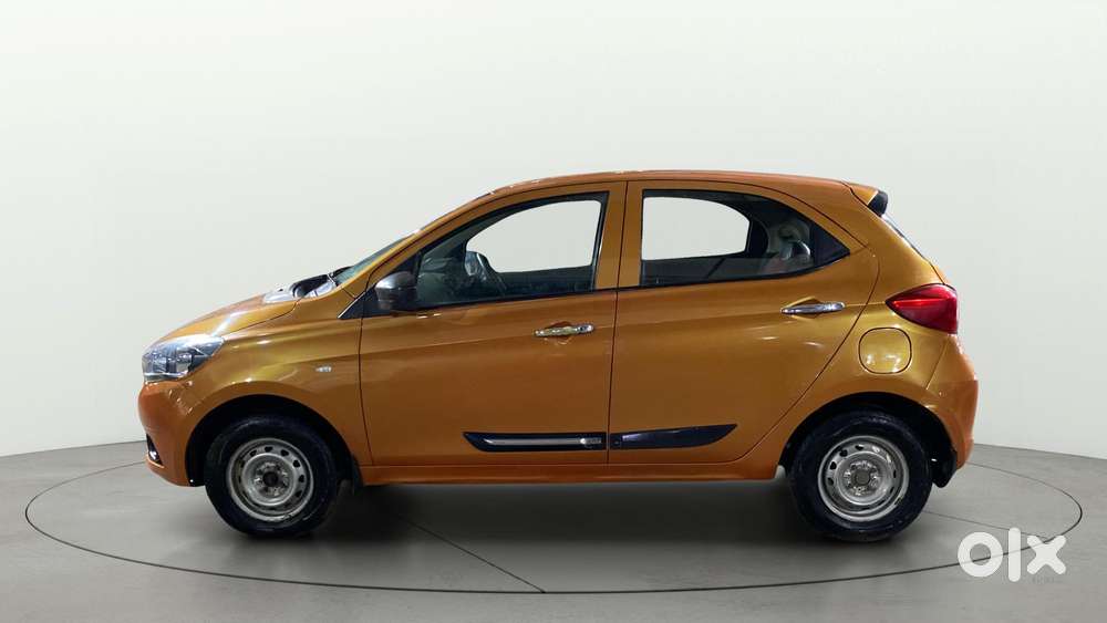 Tata Tiago 1.2 Revotron Xm, 2018, Petrol