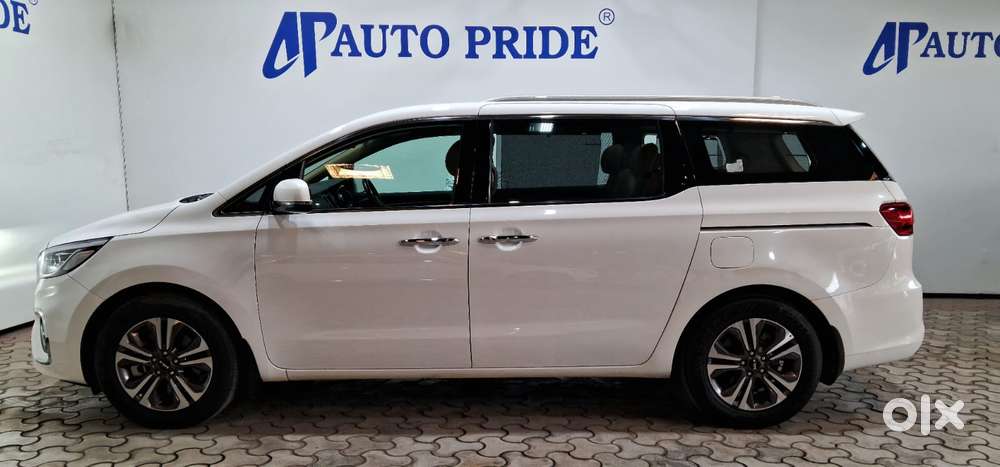 Kia Carnival Limousine Plus 7 Str, 2022, Diesel