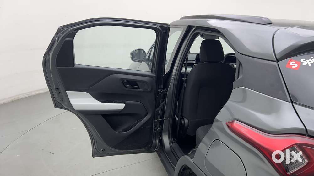 Tata Punch Accomplished Mt Sunroof, 2024, Petrol
