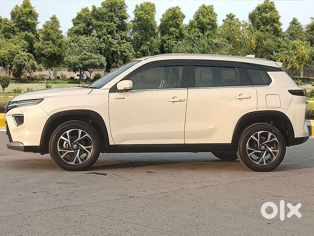 Toyota Urban Cruiser Hyryder 1.5 V Hybrid, 2023, Petrol