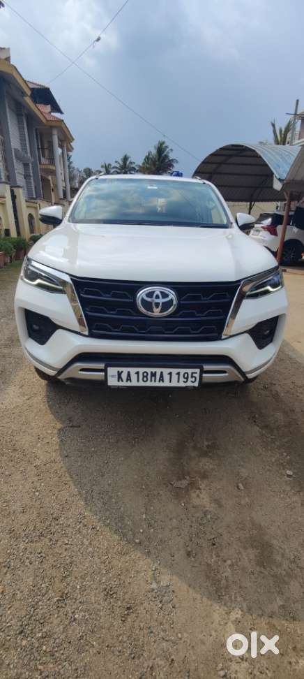 Toyota Fortuner 4x2 Mt 2.7 Petrol, 2021, Diesel