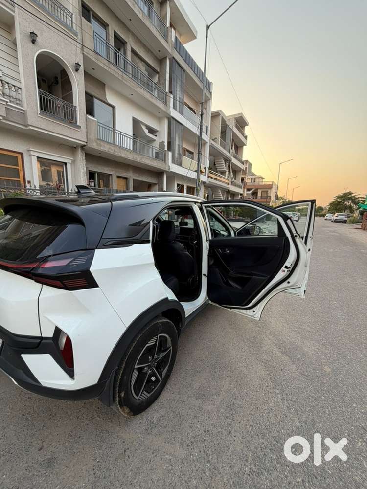 Tata Nexon Petrol 2023 Variant Fearless Pr Plus