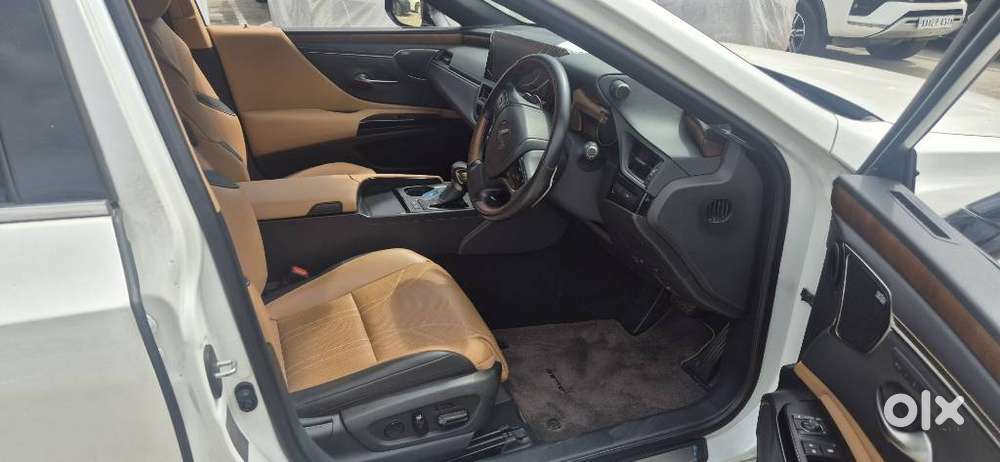 Lexus Es 300h, 2024, Petrol