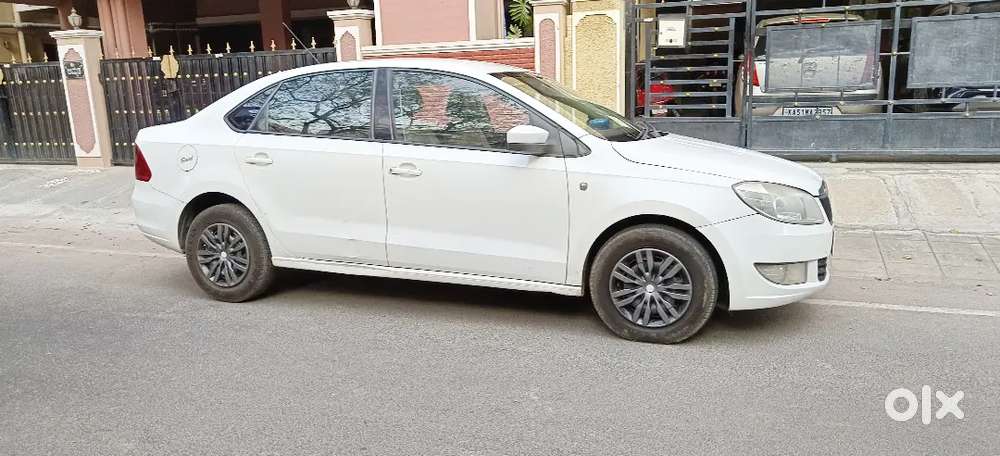 Skoda Rapid 2012 Good Condition Diesel 2nd Owner Well Maintained