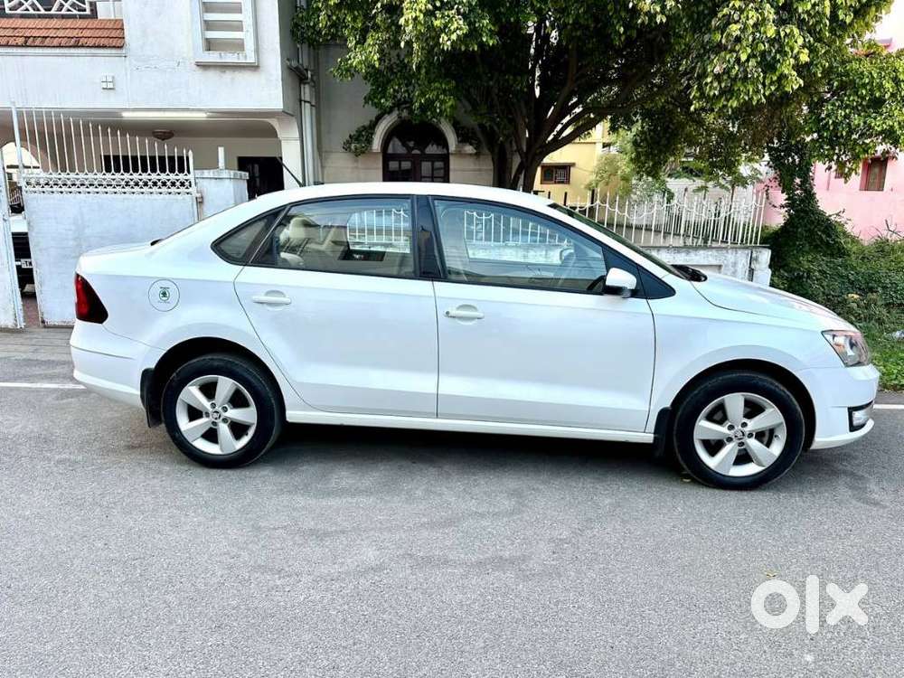 Skoda Rapid 1.6 Ambition Plus Mpi, 2017, Petrol
