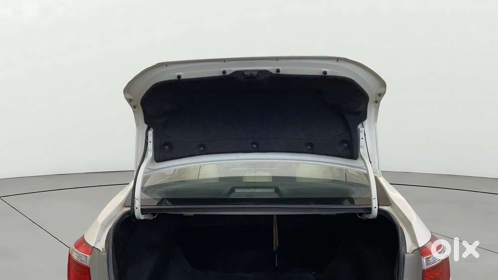 Toyota Corolla Altis 2013-2017 Vl At, 2014, Petrol