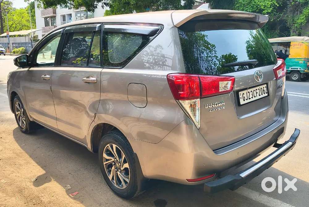 Toyota Innova Crysta 2022 Diesel Well Maintained