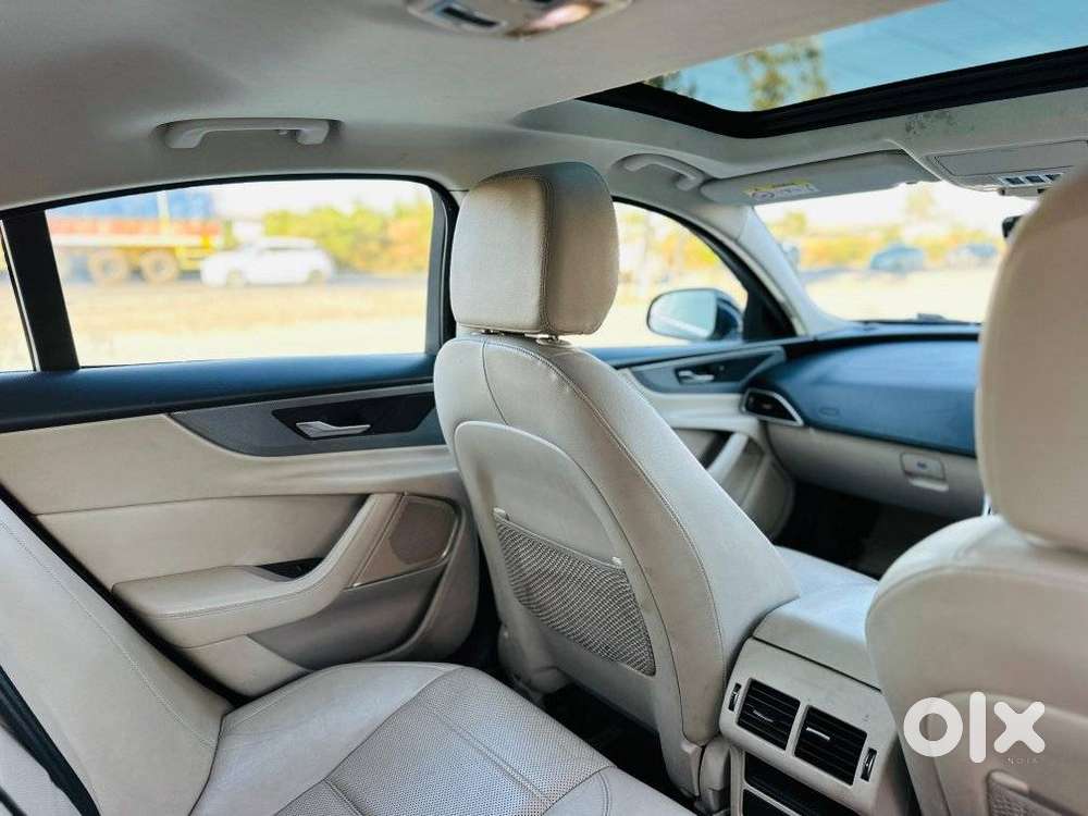 Jaguar Xe 2.0l Diesel Pure, 2020, Diesel